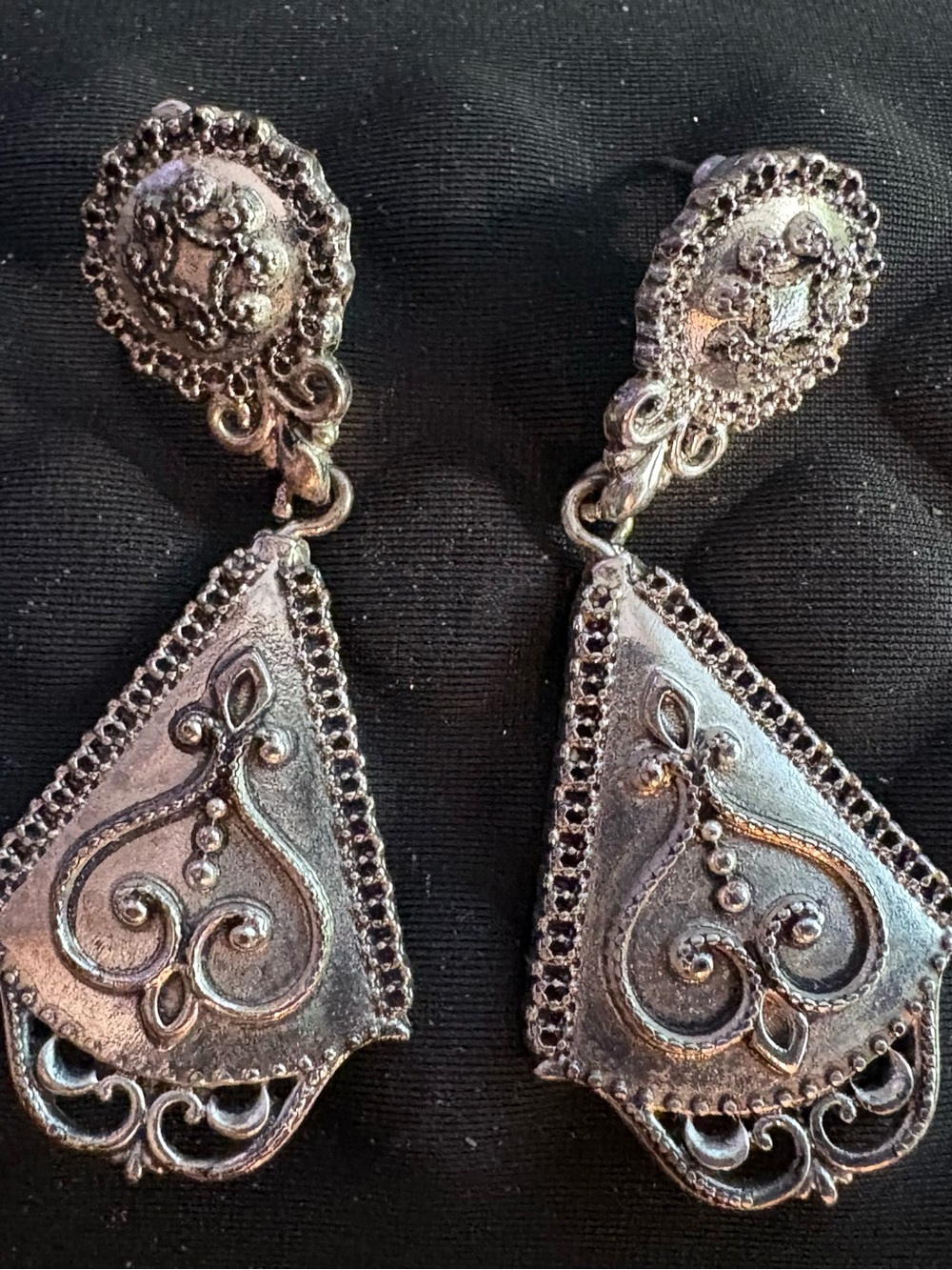 Vintage-Inspired Silver Filigree Drop Earrings - Women's Jewelry